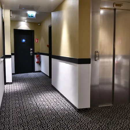 In Situ 3* ヴァランシエンヌ