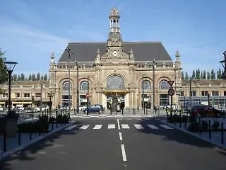 In Situ Valenciennes