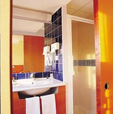 In Situ Hotel 3*